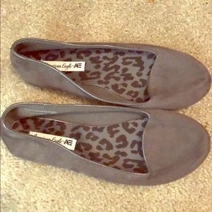 American Eagle Gray Flats